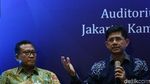 Laode M Syarif Hadiri Bedah Buku Melawan Korupsi Tanpa Gaduh