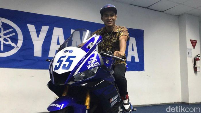 Rider tim Yamaha Moto X Racing Galang Hendra Pratama. (Foto: Redzi Arya Pratama/detikSport) Rider tim Yamaha Moto X Racing Galang Hendra Pratama. (Foto: Redzi Arya Pratama/detikSport)