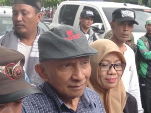 Audiensi dengan KPU, Amien Rais Diminta Copot Pet Prabowo-Sandi