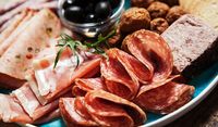 Masak Mie hingga Curi Daging Ratusan Juta, Ini 5 Aksi Lucu Pencuri Makanan