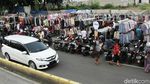 PKL Kembali Duduki Jalanan di Senen