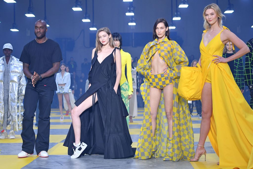PARIS, FRANCE - FEBRUARY 28: (L-R) Designer Virgil Abloh, Gigi Hadid, Bella Hadid and Karlie Kloss during the finale of  the Off-White show as part of the Paris Fashion Week Womenswear Fall/Winter 2019/2020 on February 28, 2019 in Paris, France. (Photo by Pascal Le Segretain/Getty Images)