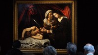 Lukisan berjudul Judith and Holofernes karya Caravaggio dikabarkan akan dilelang pada bulan Juli mendatang di Tolouse, Prancis. Leon Neal/Getty Images.