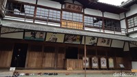 Wisatawan bisa datang dan berkunjung ke Uchiko History & Folklore Museum. Inilah museum yang memamerkan cara hidup masyarakat Ehime di Zaman Edo. (Bonauli/detikTravel)