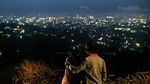 Foto Eksklusif Dilan 1991, Adegan Mana yang Bikin Baper?