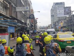 Biasa Naik Go-Jek? Kalau yang Ini Aksi Driver Get di Thailand