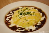 Food Days: Mencicipi Hamburg dan Omurice Enak di Restoran Retro Amerika