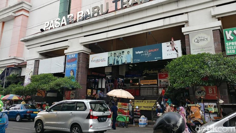 Preman Mabuk yang Usik Pengunjung Pasar Baru Bandung Dipolisikan Preman Mabuk yang Usik Pengunjung Pasar Baru Bandung Dipolisikan