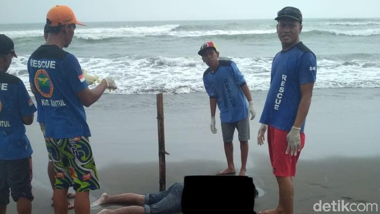 2 Mayat Misterius Ditemukan Di Pantai Cemara Sewu Bantul