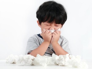 Kabut Asap hingga Polusi Udara Bisa Jadi Faktor Alergi Anak