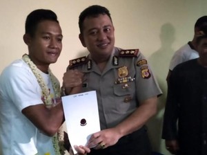 Sukses Juarai Piala AFF U-22, Sani Rizki Akan Tetap Jadi Polisi