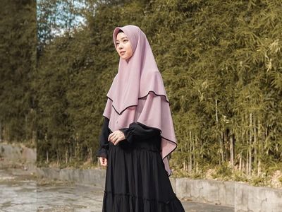 Gaya Syari Terbaru Lindswell Kwok yang Dipuji Netizen Makin Cantik