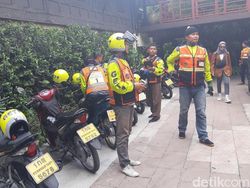 Biasa Naik Go-Jek? Kalau yang Ini Aksi Driver Get di Thailand