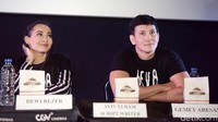 Dewi Rezer dan Marcelino Lefrandt saat ditemui di sebuah acara di kawasan Grand Indonesia, Jakarta Pusat pada Jumat (1/3). Pool/Noel/detikFoto.