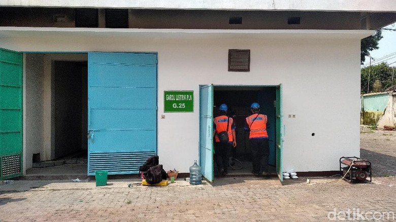 Penjelasan PLN Soal Terputusnya Jaringan Listrik RSSA Malang Penjelasan PLN Soal Terputusnya Jaringan Listrik RSSA Malang