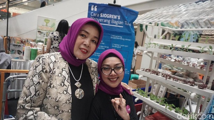 Evi Parwati (kiri) dan Wulan Triwidiastuti (kanan) (Foto: Khadijah Nur Azizah/detikHealth) Evi Parwati (kiri) dan Wulan Triwidiastuti (kanan) (Foto: Khadijah Nur Azizah/detikHealth)
