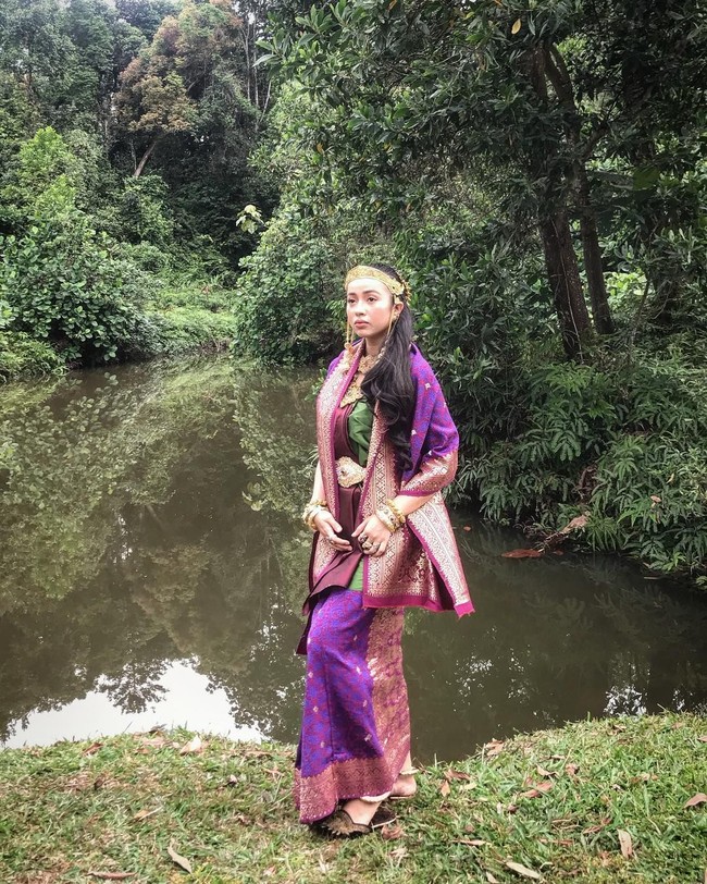 Kini setelah video perselingkuhannya terungkap ke publik, Oktovia menyampaikan permintaan maafnya pada Bella. Melalui Instagram, dia mengakui kesalahannya. Bella pun menulis panjang lebar untuk permintaan maafnya tersebut. Foto: Dok. Instagram @oktoviamanrose