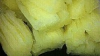 Bagi yang mau bikin singkong rebus tapi nggak tahu caranya, coba saja lihat meme ini. Terungkap resep singkong rebus lho. Foto: Istimewa