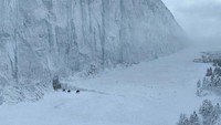 Ini tembok es yang ada di serial Game of Thrones untuk jadi perbandingan. Istimewa/Dok. Boredpanda.