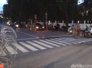 Aksi Massa FUI di Depan KPU Bubar, Jalan Imam Bonjol Kembali Dibuka