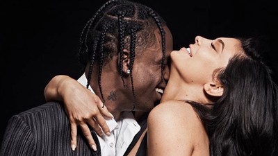 Kylie Jenner-Travis Scott Diisukan Putus, Ini Momen-momen Mesranya