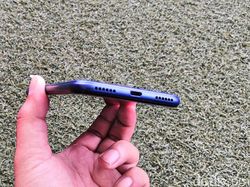 Unboxing Honor 8A, Smartphone Murah Desain Cukup Mewah