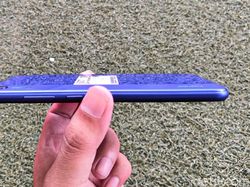 Unboxing Honor 8A, Smartphone Murah Desain Cukup Mewah