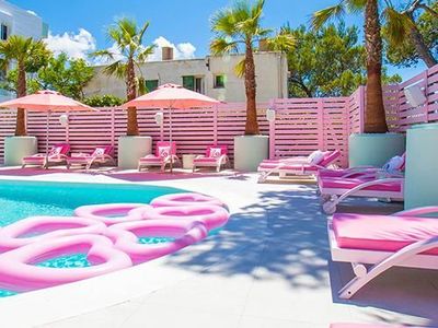 Ini Hotel Paling Instagrammable yang Bikin Kamu Susah Berhenti Foto-foto