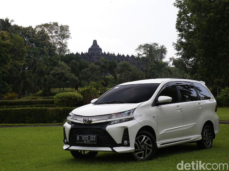 Mobil Paling Laris, Avanza Geser Xpander