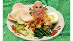 Netizen Edit Gaun Syahrini yang Disamakan dengan Warna Makanan