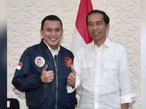Eks TKN Jokowi Pastikan Tak Ada Kontrak Bayar Orang Jadi Buzzer