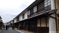 Rumah di Uchiko Town masih ditempati dan menjadi milik masyarakat. Namun, wisatawan bisa bebas melihat gaya rumah tradisional di sini. (Bonauli/detikTravel)