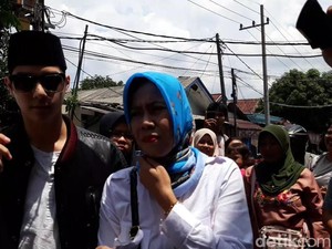 Setelah Dul, Giliran Al Datang Menyusul Jenguk Dhani