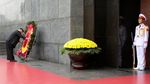 Ratusan Warga Vietnam Antar Kepulang Kim Jong Un ke Korut