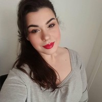 Kini, Amber juga masih menjalani serangkaian prosedur kesehatan dengan menemui terapis untuk membantunya mengatasi masalah kecemasan yang menyebabkannya mengalami kenaikan berat badan. Foto: Dok. Instagram @amberrachdi