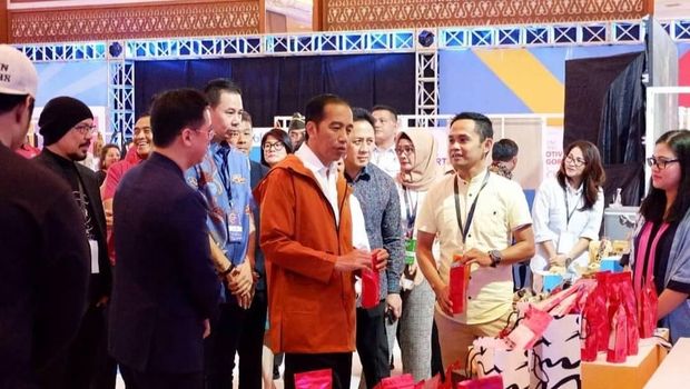Jokowi mencoba Gandoel Mercon