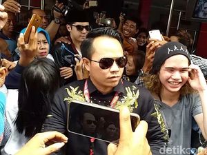 Kunjungi Dhani di Rutan, Dul Justru Diprotes Ayahnya