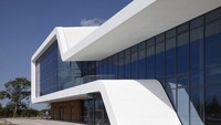 Terdapat juga ruang inovasi terbuka yang sengaja dibuat sebagai titik pertemuan antara bilik yang satu dengan yang lain. Istimewa/FaulknerBrown Architects/Inhabitat.