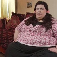 Dengan bobot yang hampir mencapai 300 kilogram itu, Amber Rachdi merasa seperti monster menjijikkan. Pada sebuah acara televisi My 600 Lb Life Amber Season 3, Amber mengungkapkan dirinya memiliki kecemasan serius dan gangguan makan yang membuatnya sangat sulit untuk berhenti makan.Foto: Dok. Instagram @amberrachdi