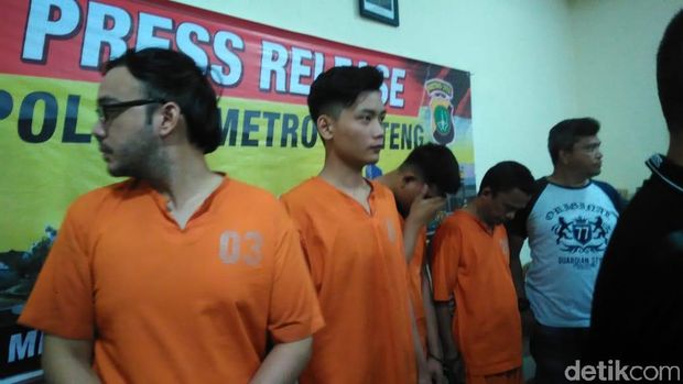 Sandy Tumiwa Positif Sabu, Istri Masih Nge-Blank