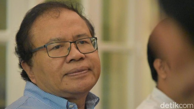 Deretan Kritik ke Menkeu: Menteri Pencetak Utang hingga Ratu Utang