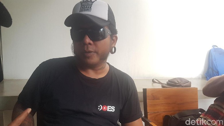 Erix Soekamti saat ditemui di sela-sela test drive Toyota Avanza dan Veloz (Foto: Rangga Rahadiansyah) Erix Soekamti saat ditemui di sela-sela test drive Toyota Avanza dan Veloz (Foto: Rangga Rahadiansyah)