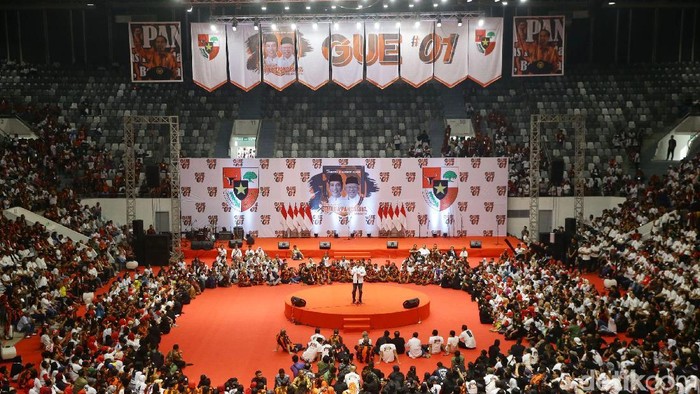 Japto Minta Pemuda Pancasila Kampanyekan Jokowi dengan Santun