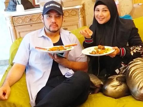 Istri Akui Sandy Tumiwa Sering Minta Kirimkan Uang 