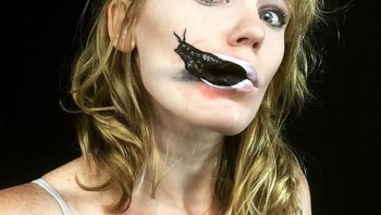 Seorang seniman asal Amerika Serikat, Jody Steel memiliki kemampuan melukis di tubuh manusia. Foto: Instagram @artistjodysteel