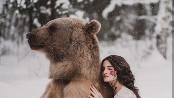 Bernama Stepan, beruang tersebut sering muncul di banyak film Rusia. (Foto: Instagram/Olga Barantseva)