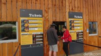 Harga tiket combo untuk 2 gua ini adalah NZD 94 (Rp 901 ribu) untuk dewasa dan NZD 35 (Rp 335 ribu) untuk anak-anak. (Fitraya Ramadhanny/detikTravel)