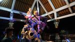Potret Persiapan Pawai Ogoh-ogoh Modern di Bali