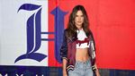 Aje Gile! Dibikin Semangat Lihat Alessandra Ambrosio Workout