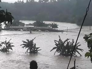 Banjir Bandang Terjang Tiga Desa di Bojonegoro